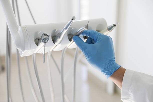 Professional Emergency Dentist technician working in Columbia City, IN